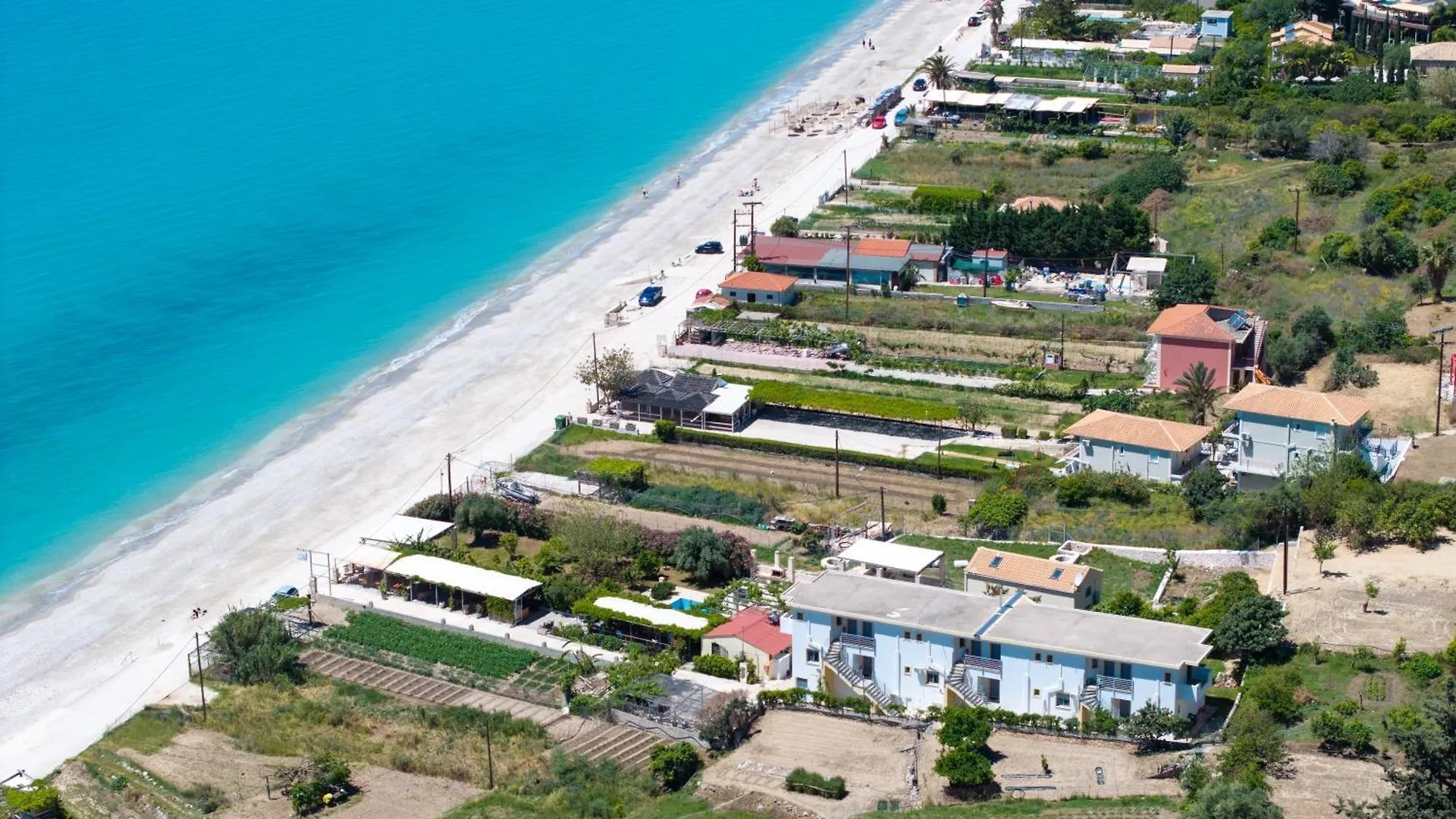 Apartment Aridas At The Beach Lourdata