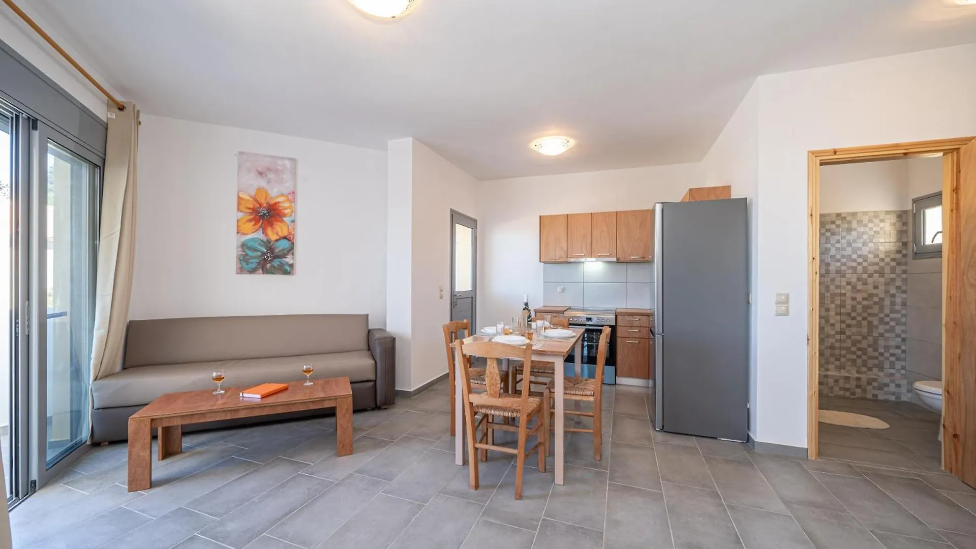 Apartment Aridas At The Beach Lourdata